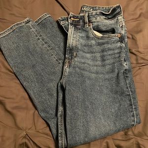 American Eagle Ankle Mom Jeans